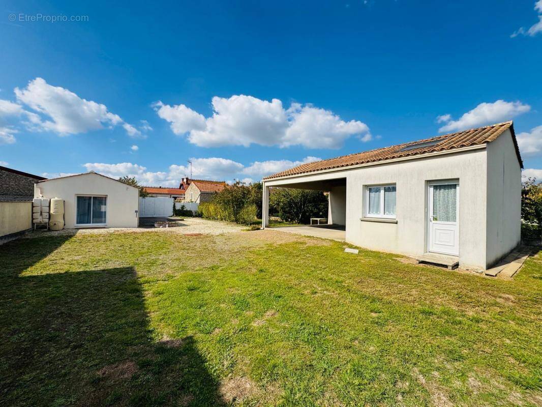 Maison à LONGEVILLE-SUR-MER