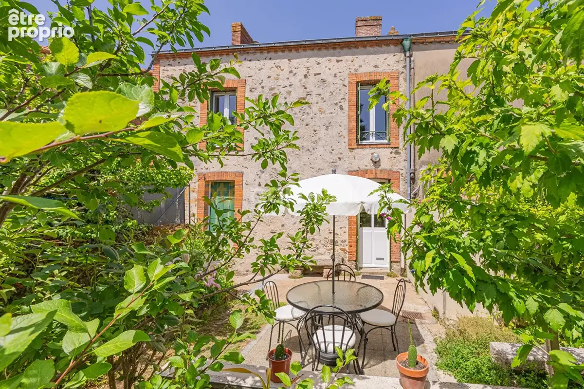 Maison à SAINT-COLOMBAN