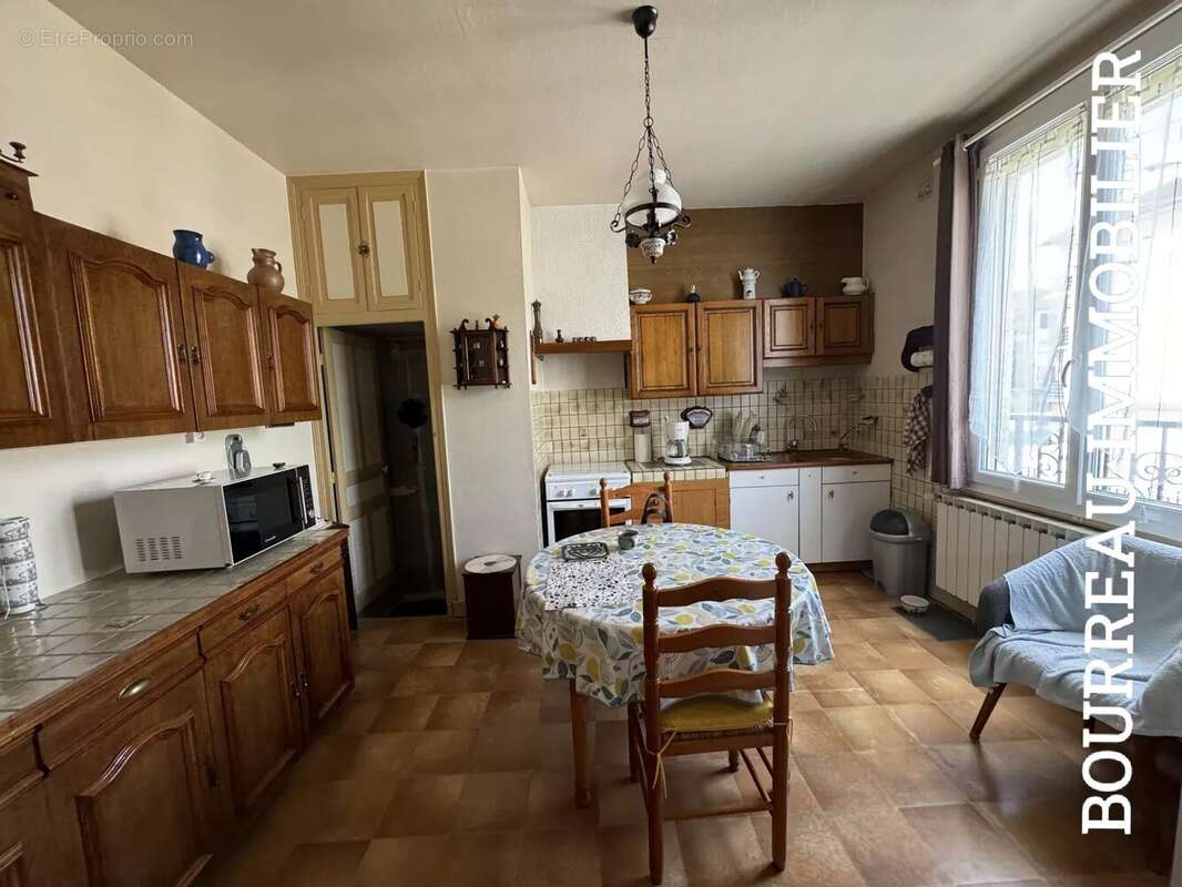Maison à JOIGNY