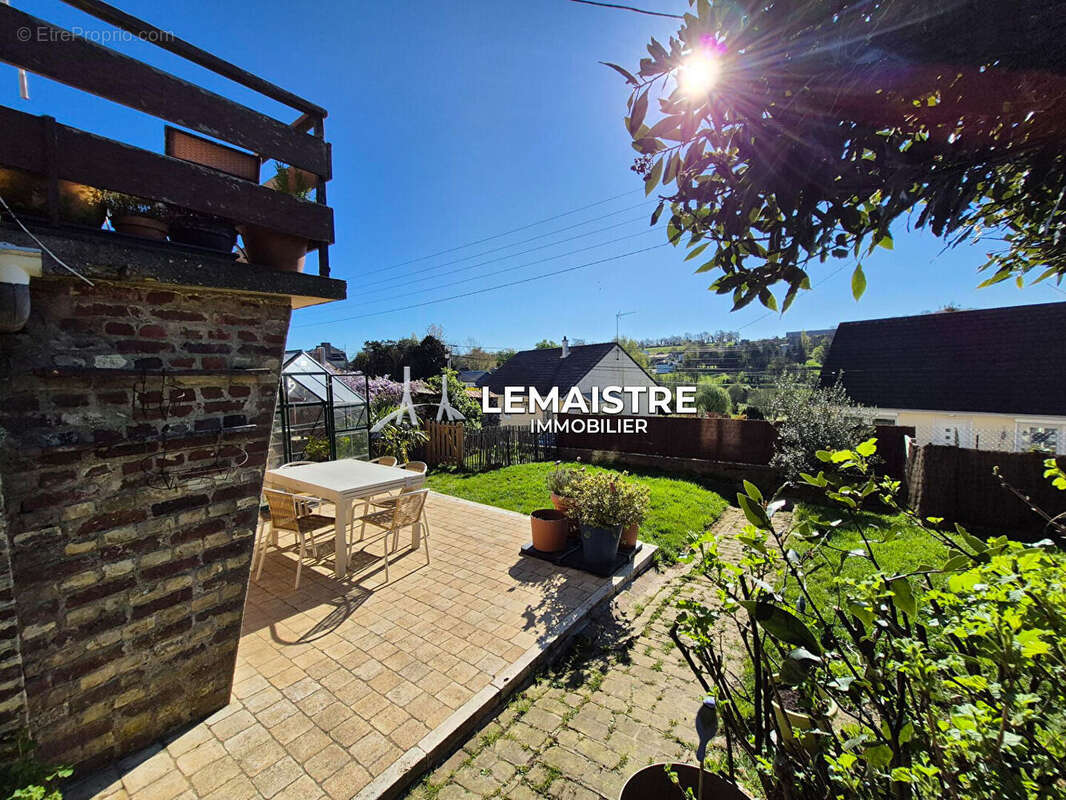 Maison à MONTIVILLIERS