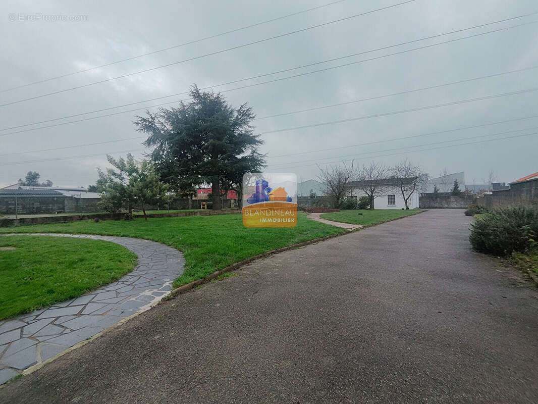 Maison à BOUGUENAIS