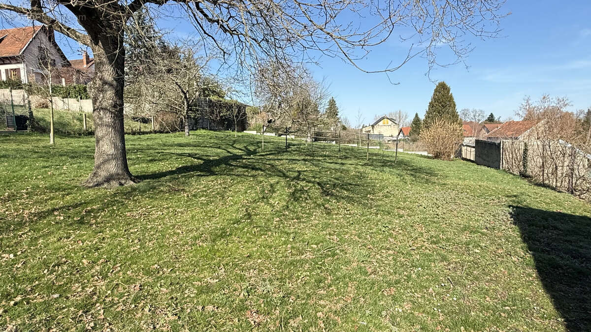 Autre à BELLERIVE-SUR-ALLIER