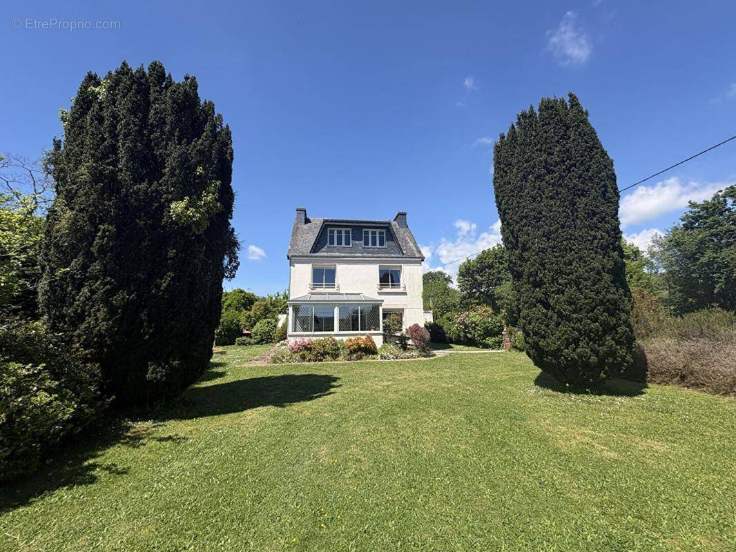 Maison à RIEC-SUR-BELON