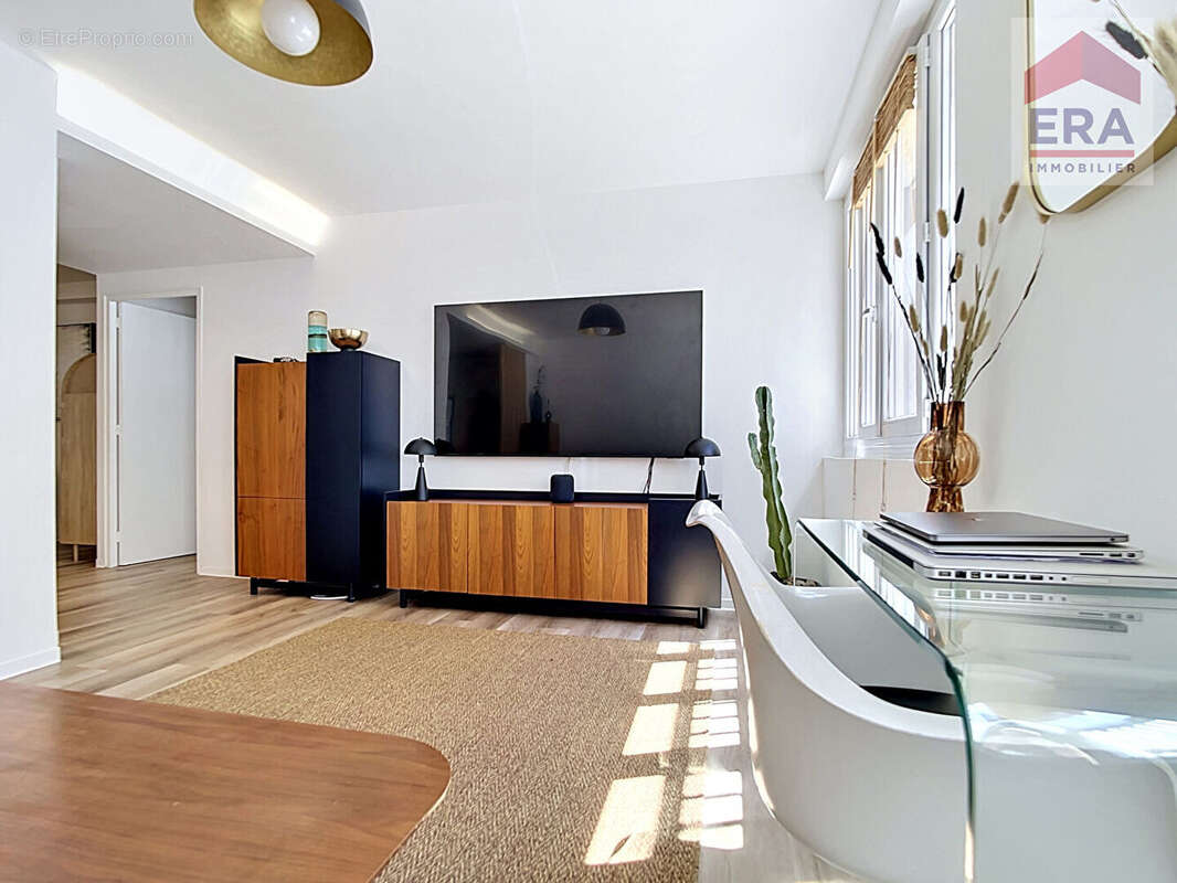 Appartement à MARSEILLE-5E