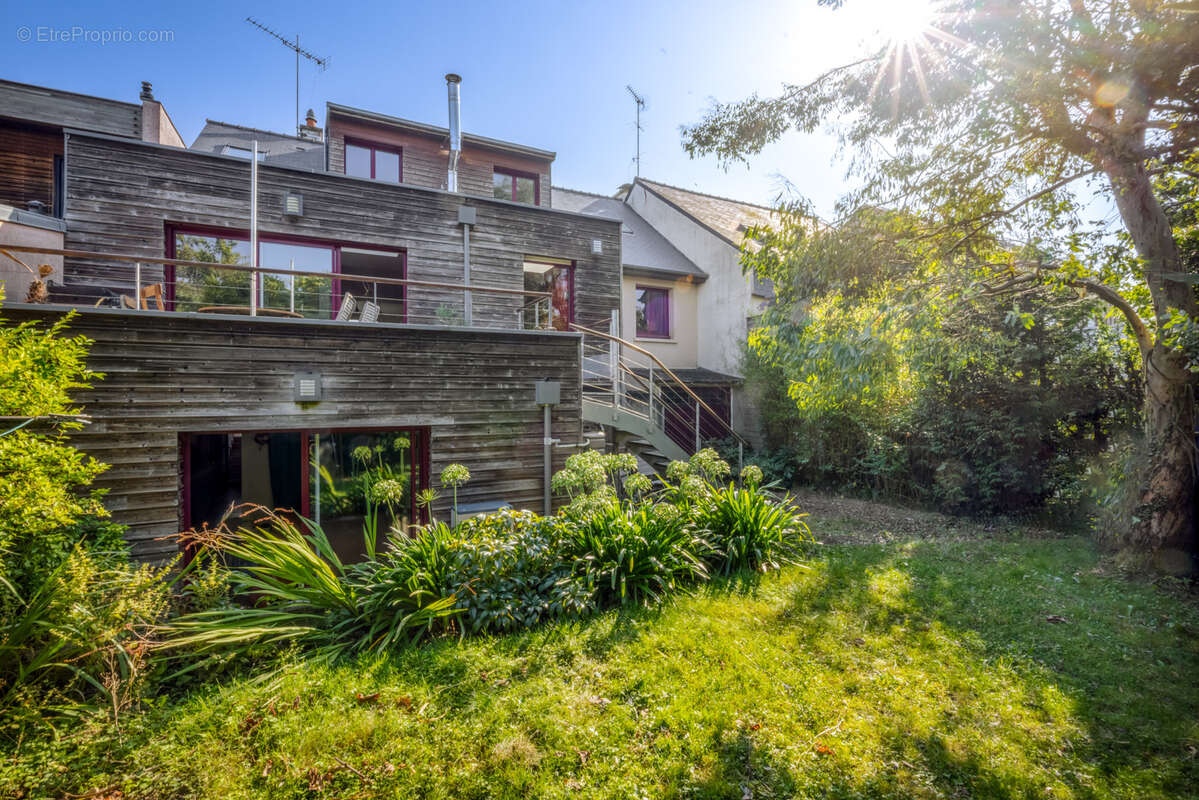 Grande maison familiale avec jardin - ou locatif - quartier jeanne d'arc - photo 8