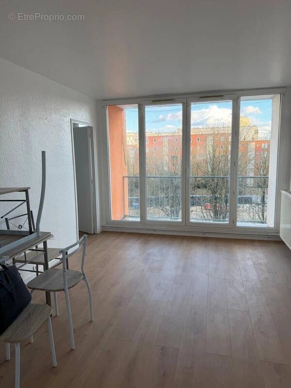 Appartement à VITRY-SUR-SEINE