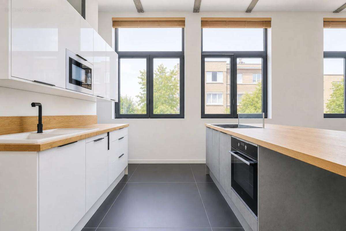 Loft de 7 pièces de 153 m² situé à Tourcoing - photo 9