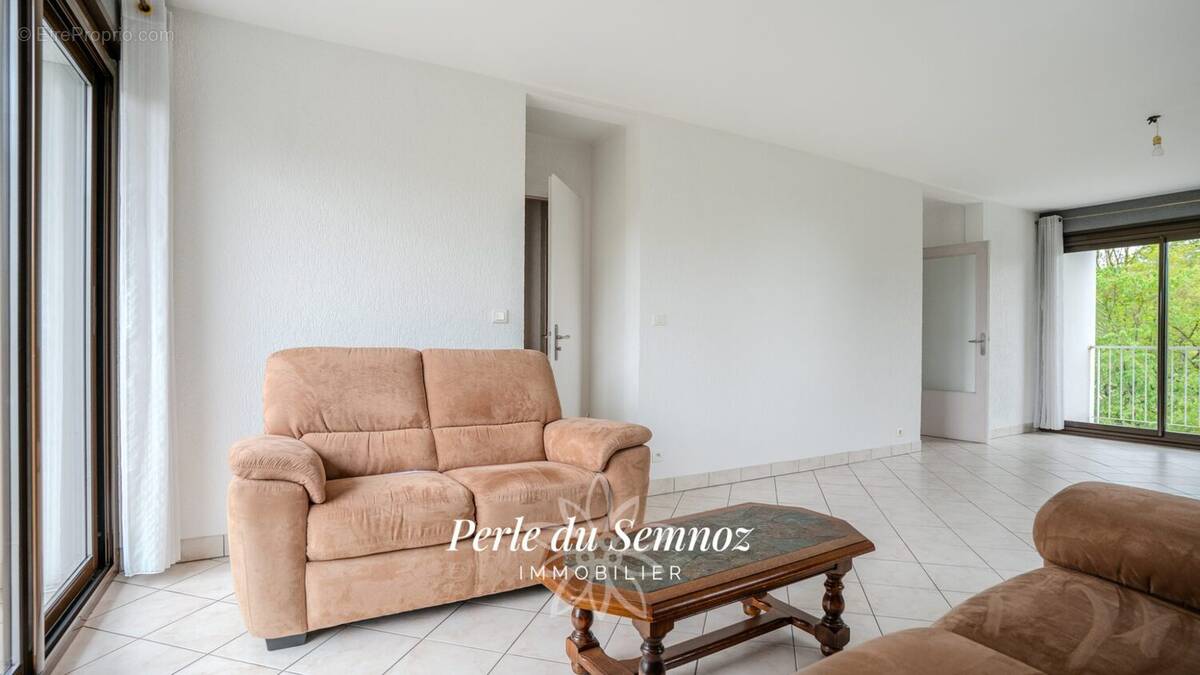 Appartement à SEYNOD