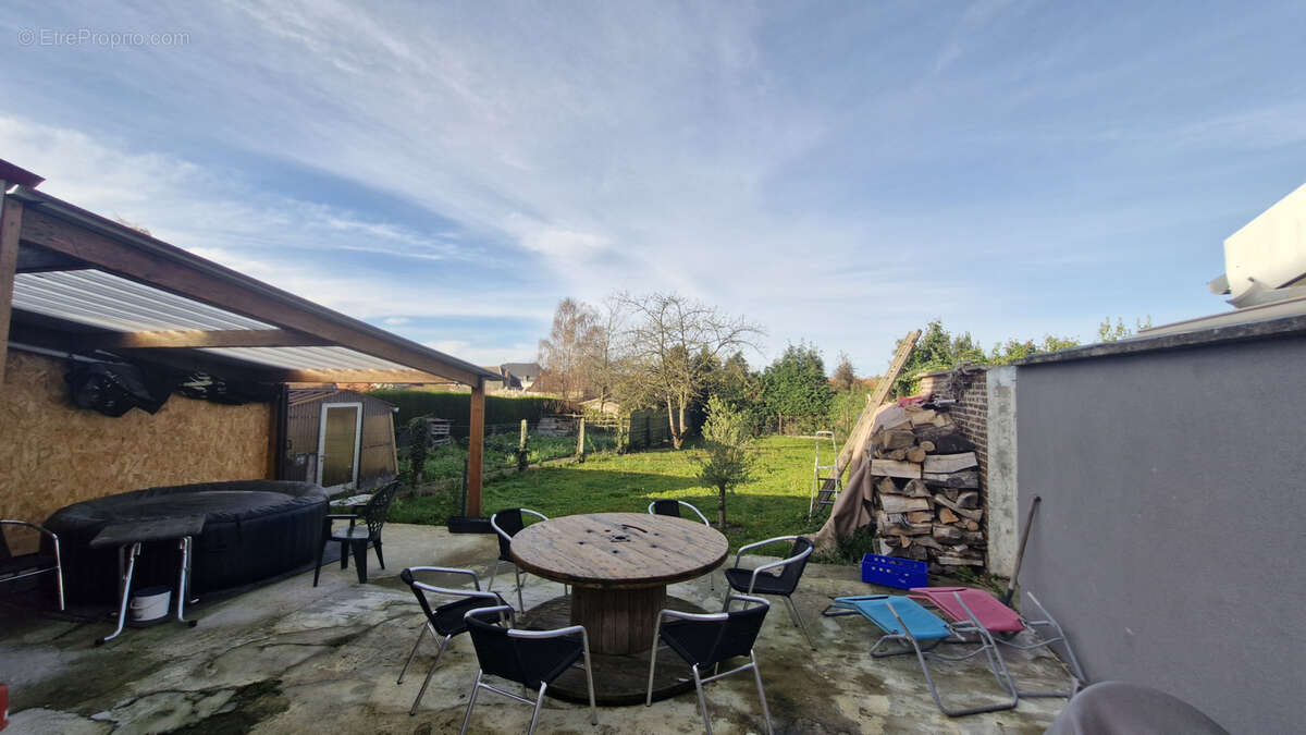 Maison à HERSIN-COUPIGNY