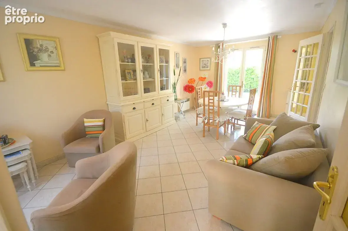 Maison 86 m² à Saint-Georges-De-Didonne  - photo 4
