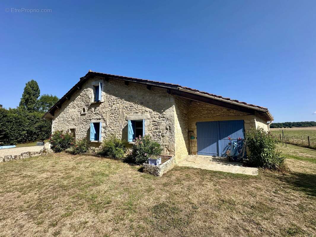 Maison à EYMET