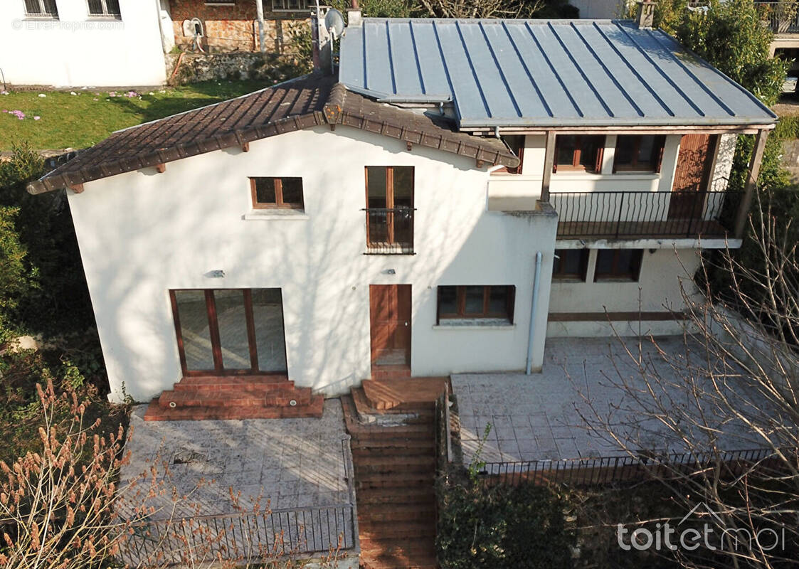 Maison à SAINT-REMY-LES-CHEVREUSE