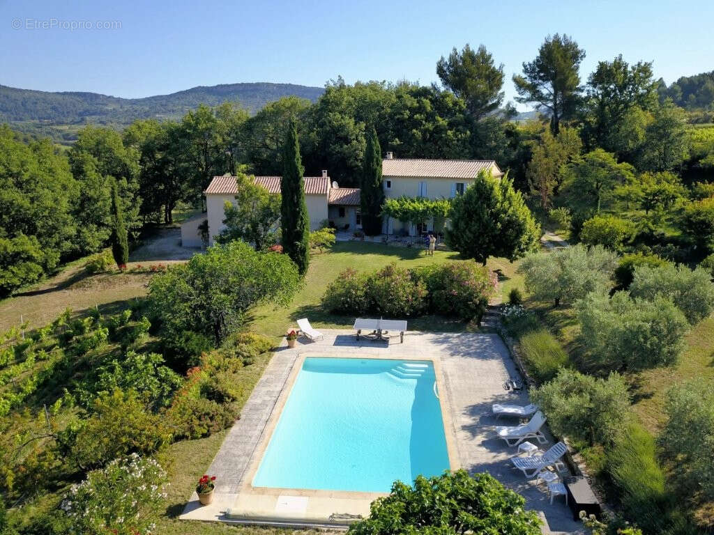 Maison à LE BARROUX