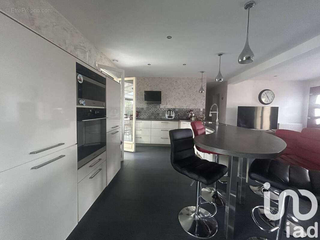 Photo 4 - Maison à COSNE-D'ALLIER