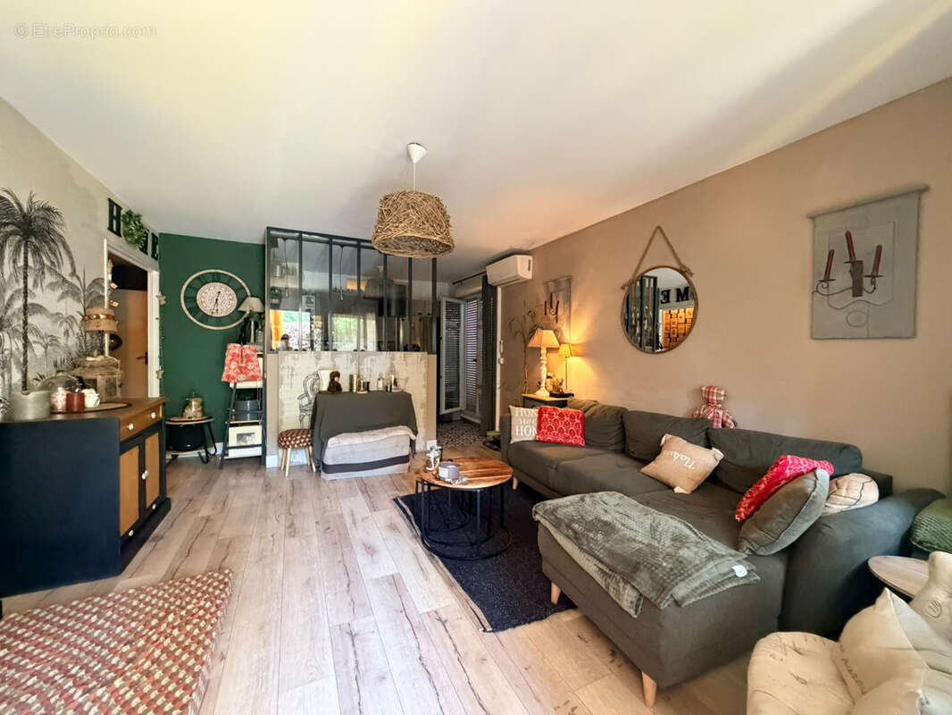 Appartement à ROQUEBRUNE-CAP-MARTIN