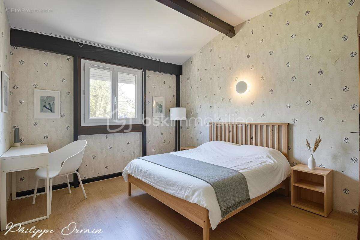 Maison à LOUVRES