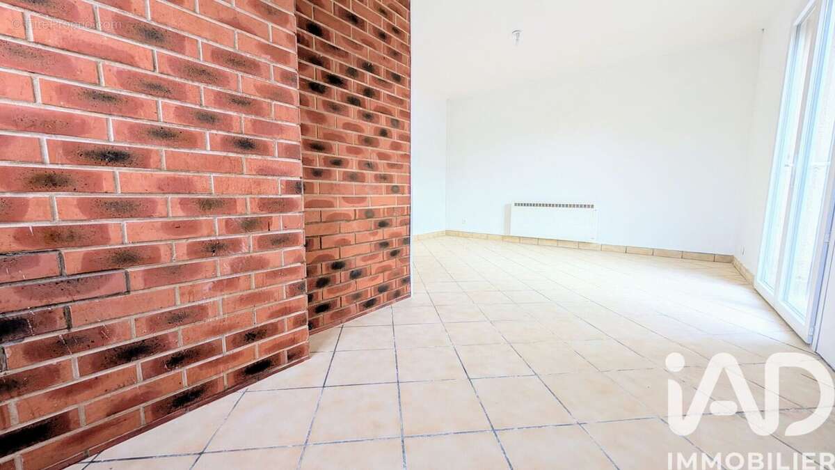 Photo 2 - Maison à WARMERIVILLE