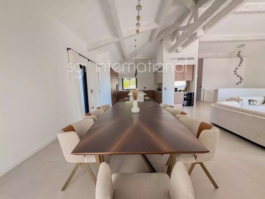 Maison à GRIMAUD