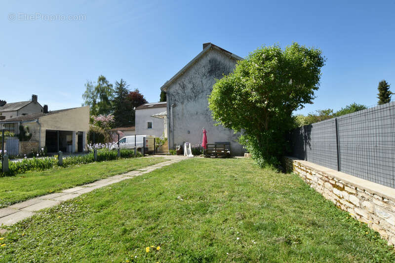 Maison à MESSANGES