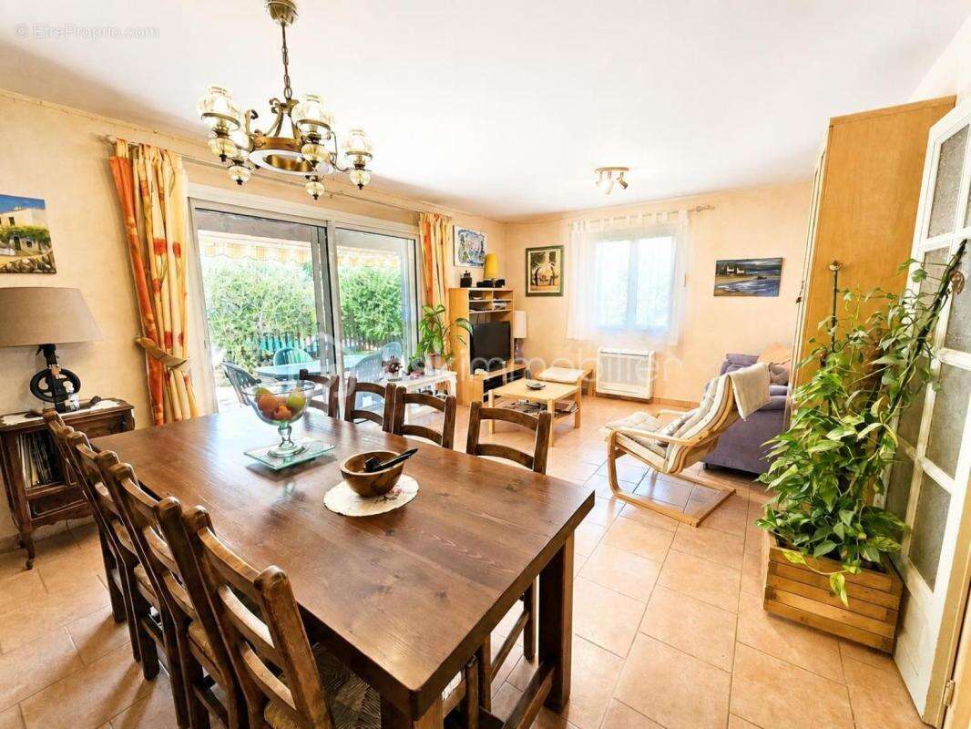 Maison de plain-pied - 1500 m2 de terrain - photo 5