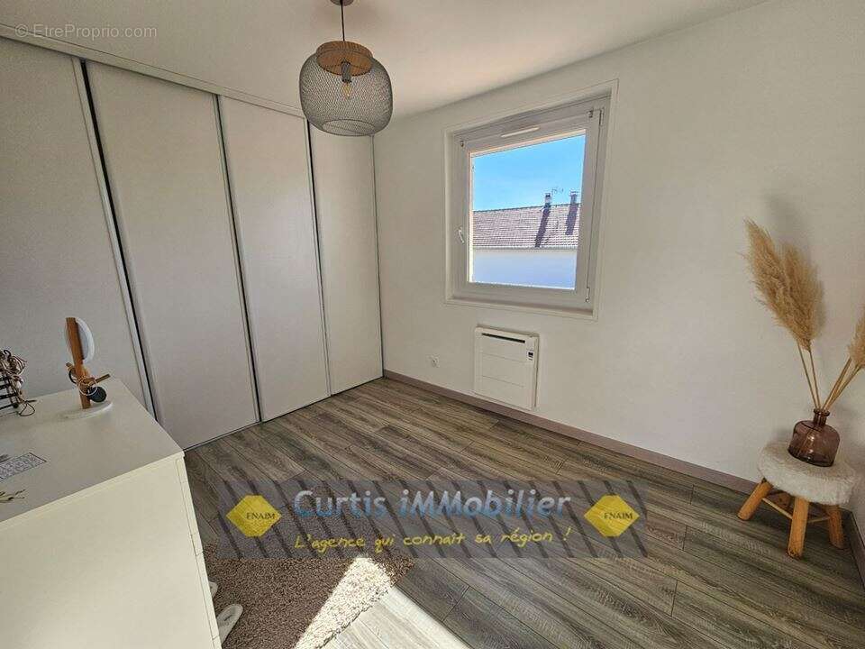 Maison à LA CHAPELLE-D&#039;AUREC