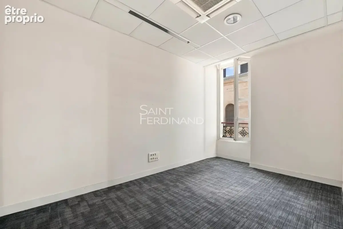 PARIS 15. COMMERCE - Local commercial/habitation/prof.libérales  67,70 m² - photo 5