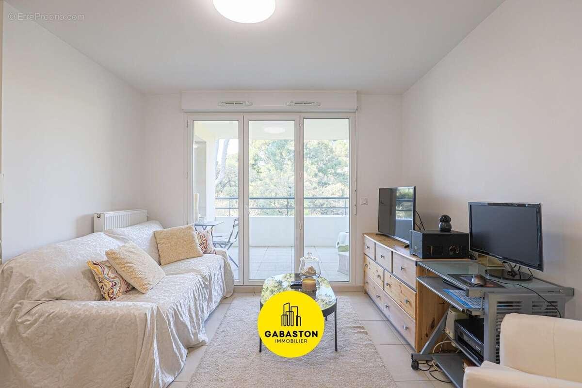 Appartement à MARSEILLE-12E