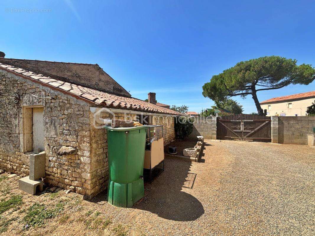 Maison à LE LANGON