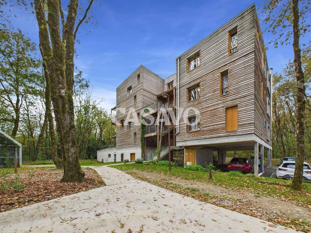 Appartement à AMBARES-ET-LAGRAVE