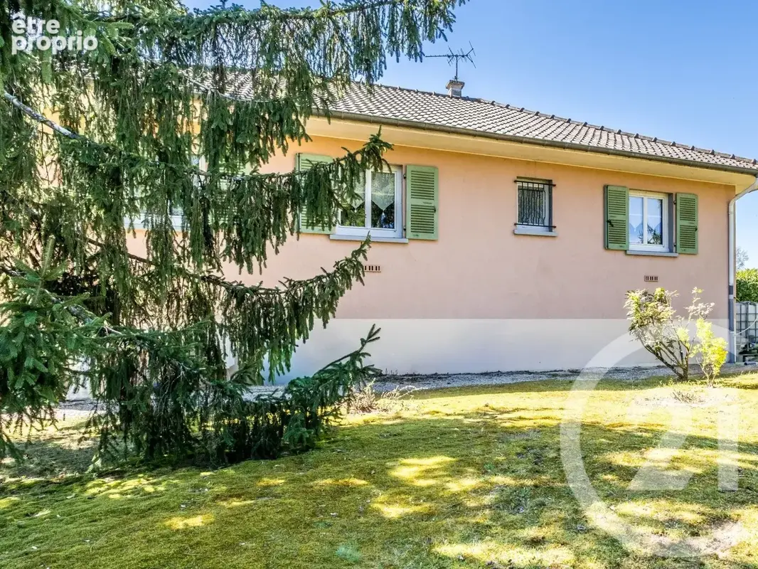 Maison 5 pièces 133 m² à vendre à Montmerle-Sur-Saone (01090) - photo 2