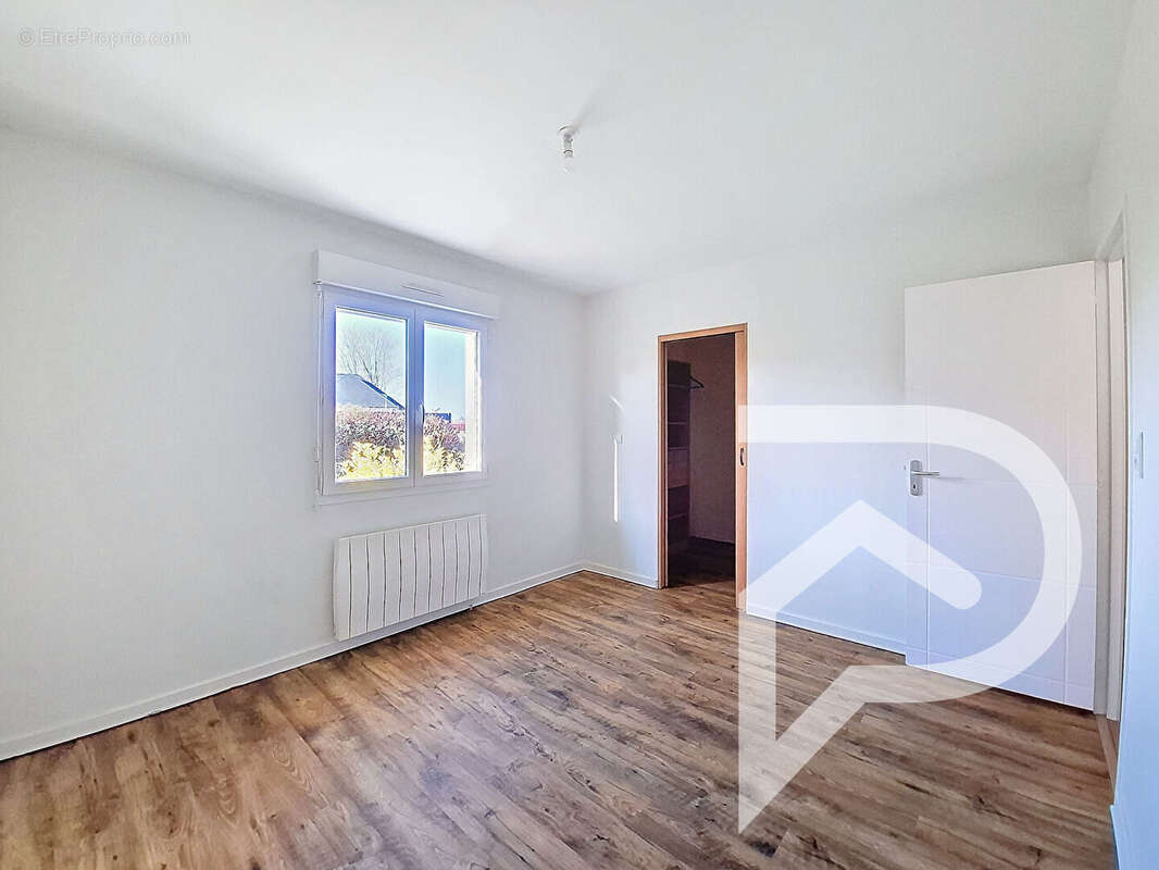 Maison à SAINT-MARTIN-EN-CAMPAGNE