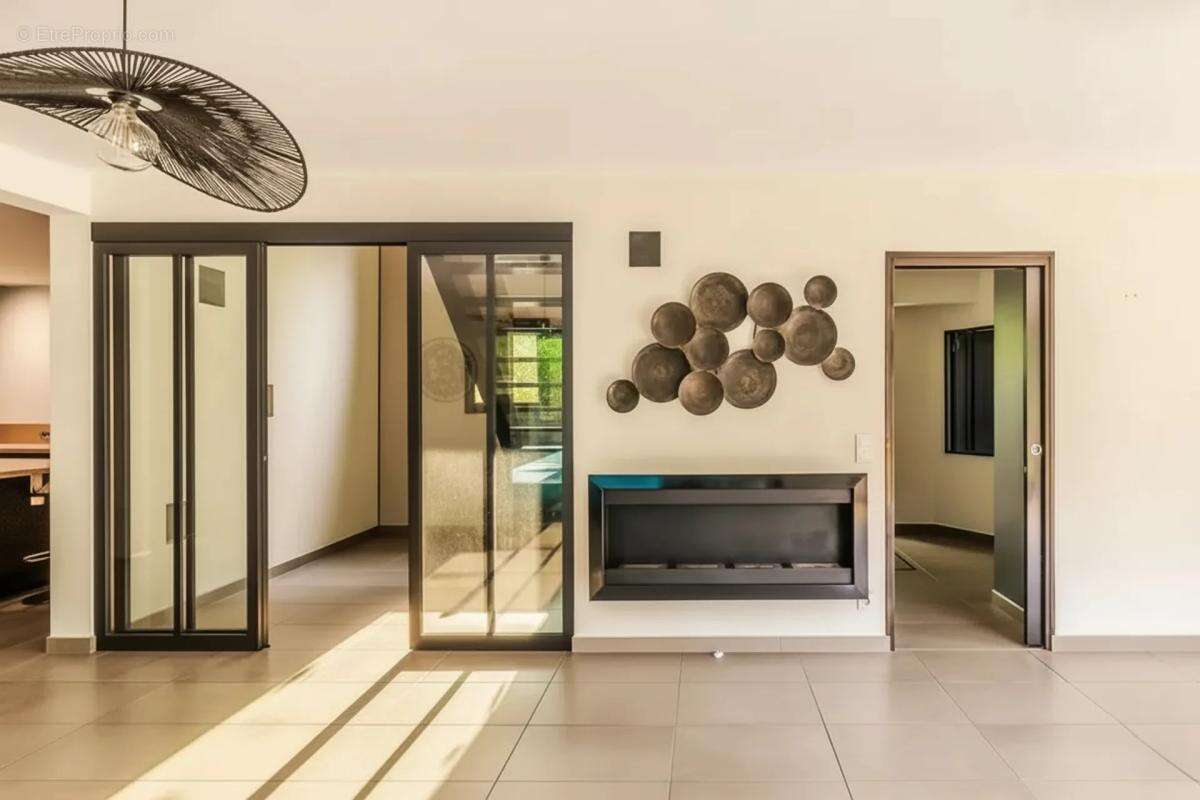 Maison à SAINT-LYPHARD