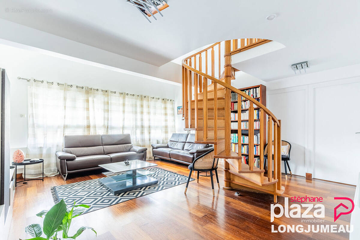 Appartement à LONGJUMEAU