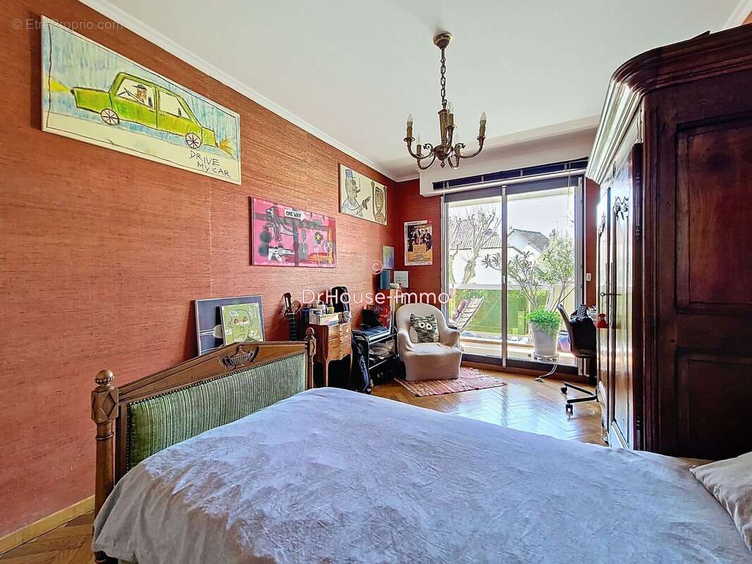 Appartement à LE BOURGET