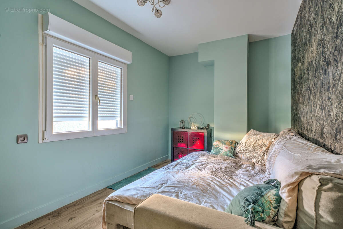 Maison à MONTIGNY-LES-CORMEILLES