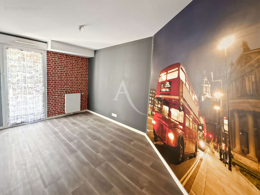 Appartement à JOUY-LE-MOUTIER