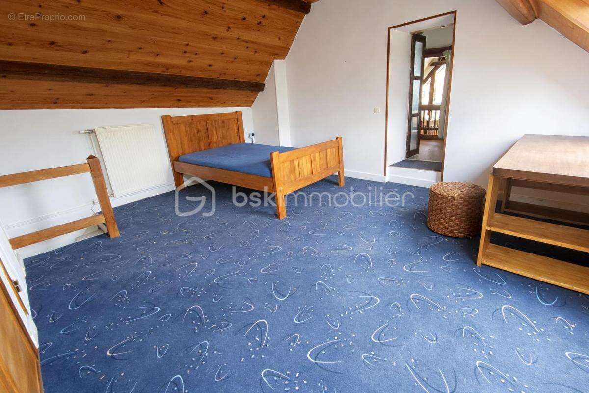 Charme de l’ancien & beaux volumes à Monéteau – Maison 175 m² avec jardin - photo 7