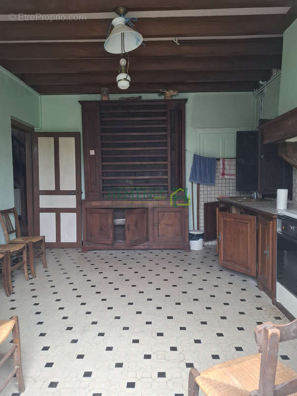 Maison à BUSSUNARITS-SARRASQUETTE