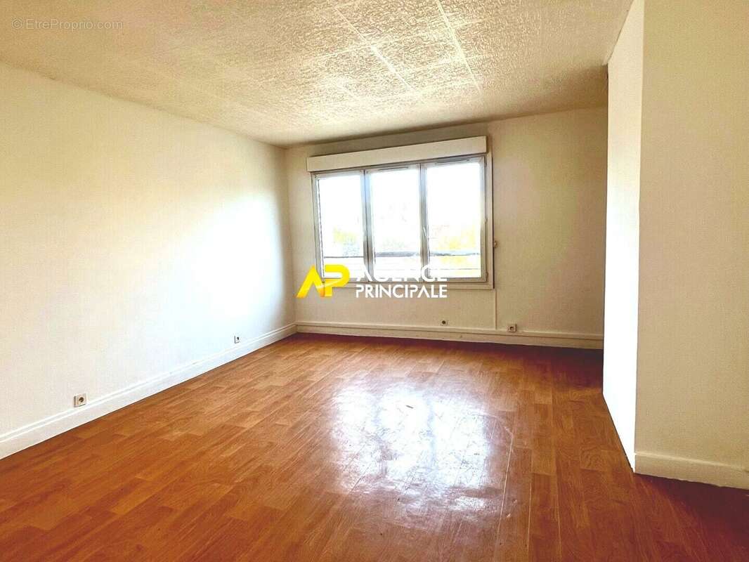 Argenteuil Appartement  3 pièce(s) 55 m2 12 min gare du Val - photo 7