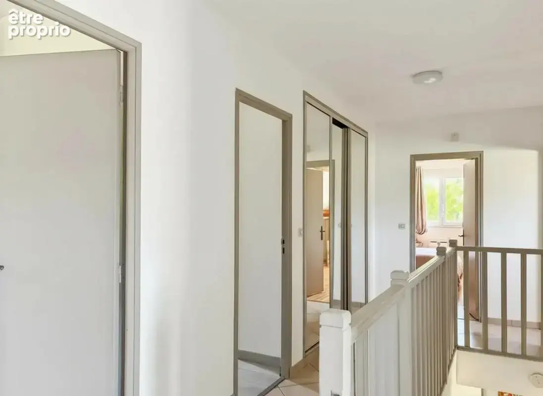 Grande maison 5 chambres avec sous-sol total centre Bois d’Arcy - photo 8