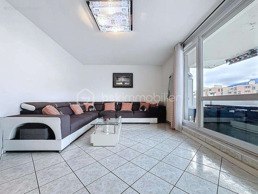 Appartement à ECHIROLLES