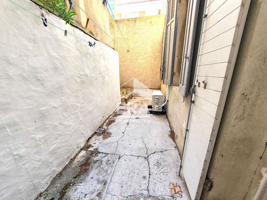 Appartement à MARSEILLE-5E