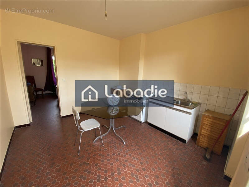 Maison de 7 pieces a 5 mn de vire-normandie - photo 5