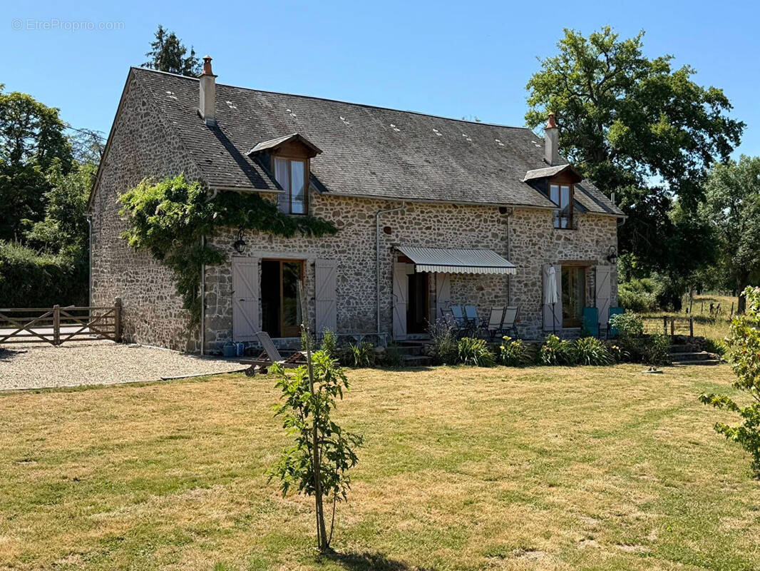 Maison à BAZELAT