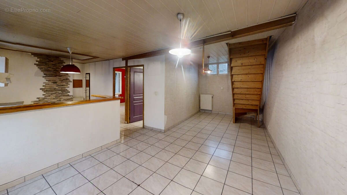Maison à DUNIERES