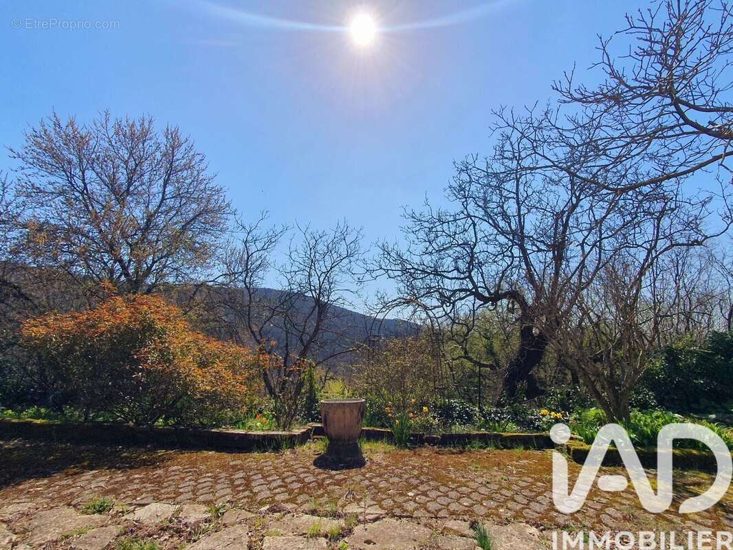 Photo 2 - Maison à DIO-ET-VALQUIERES