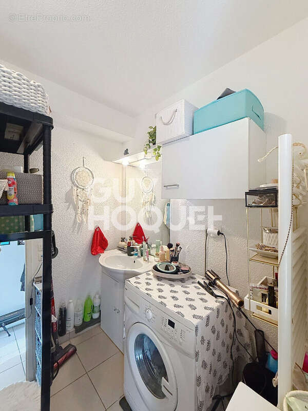 Appartement à SAINT-LAURENT-DE-LA-SALANQUE