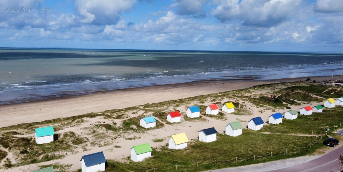 Terrain à GOUVILLE-SUR-MER