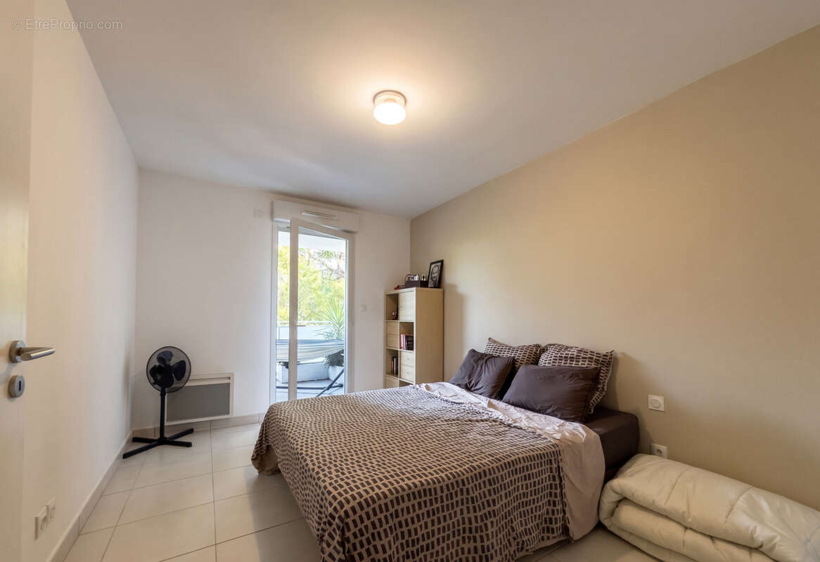 Appartement à MARSEILLE-8E