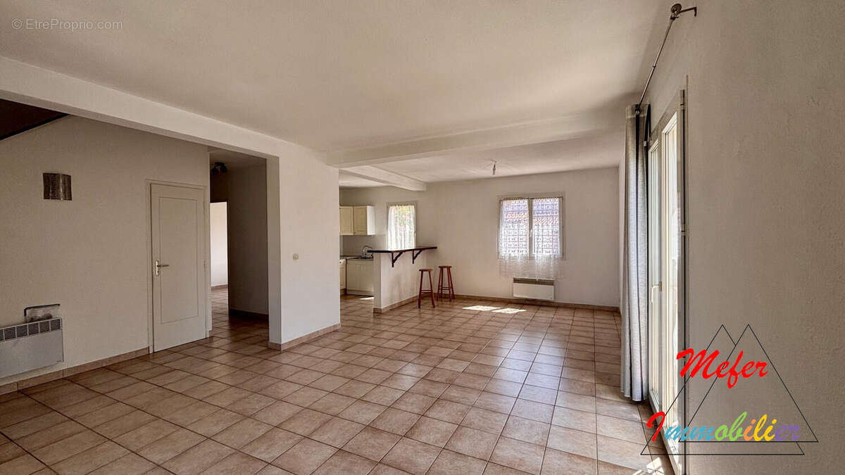 Maison 99 m² à Canet-En-Roussillon  - photo 4
